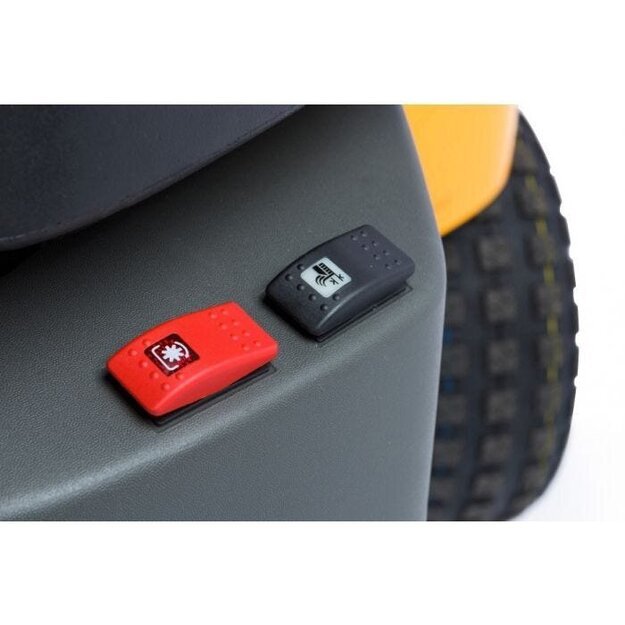 Traktoriukas STIGA Park 300 RC (su 95 cm pjovimo agregatu komplekte)