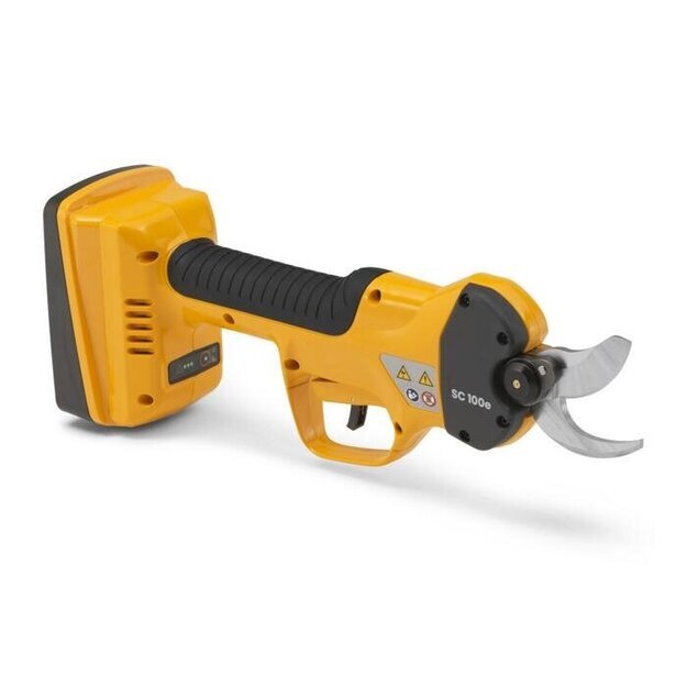 Akumuliatorinis genėtuvas STIGA SC 100e Kit (20V - 2Ah baterija komplekte)