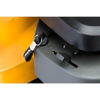 Traktoriukas STIGA Park 300 LC (su 85 cm. Agregatu komplekte)